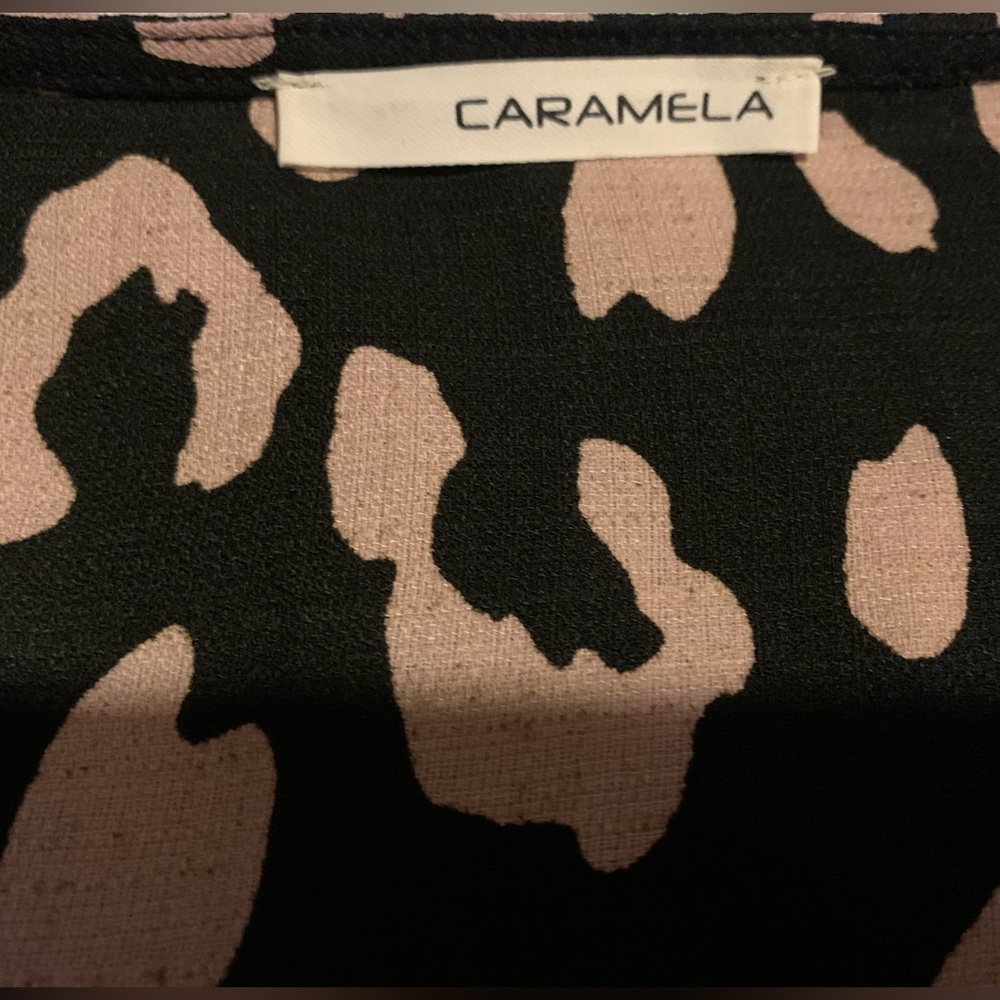 Caramela Large oversized leopard boxy V Neck lightweight dressy blouse - Picture 2 of 5